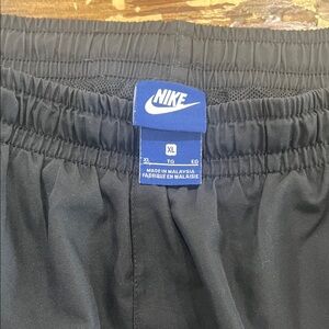 Nike Men’s XL  Black Joggers